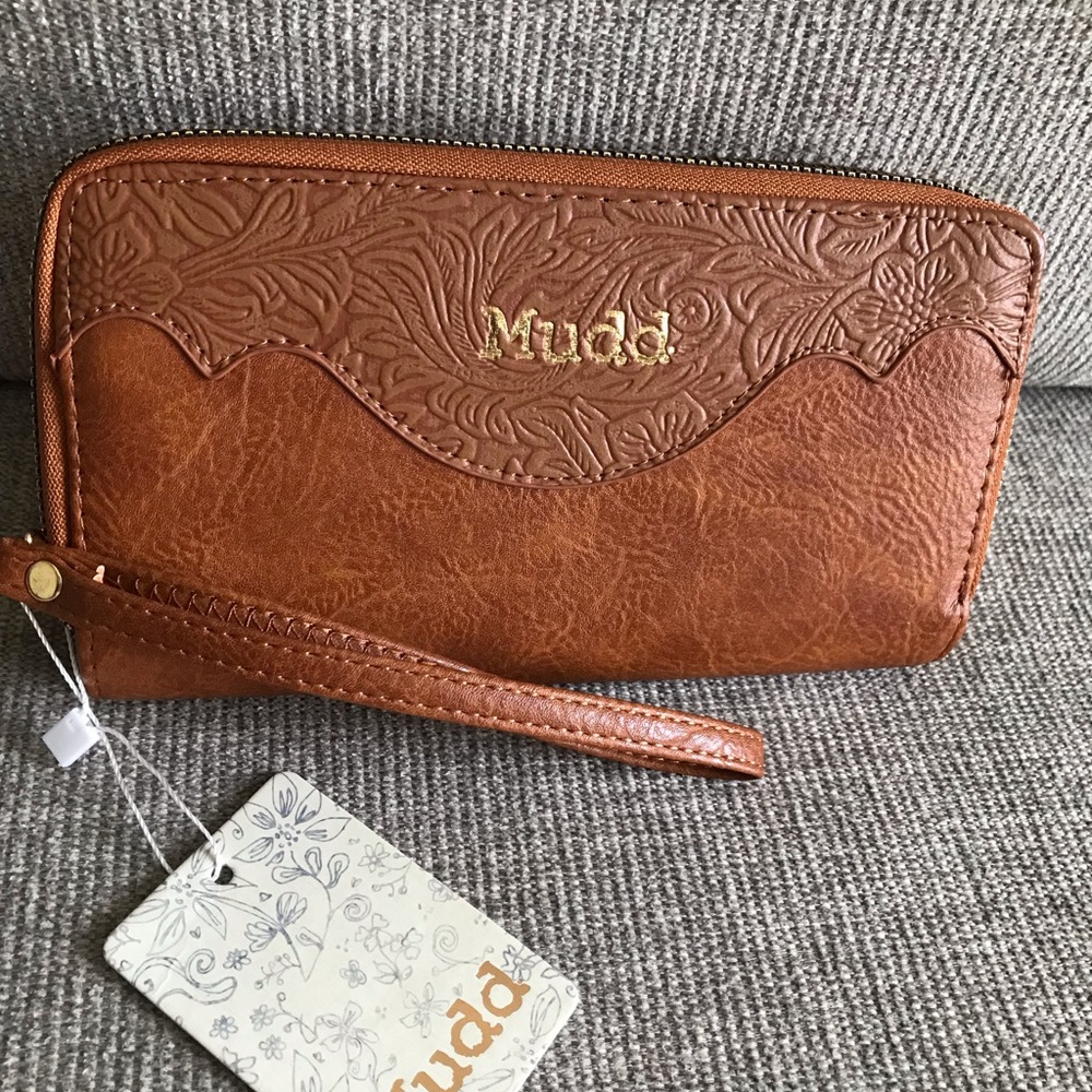 NEW Mudd Zippy Wallet